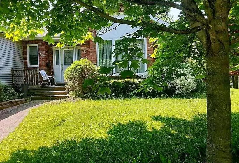 پانسیون Lily S Garden