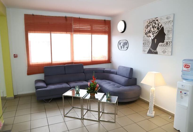 هتل Hôtel Saint Georges