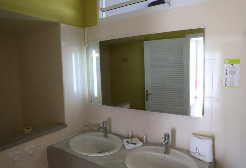 هتل Hôtel Saint Georges