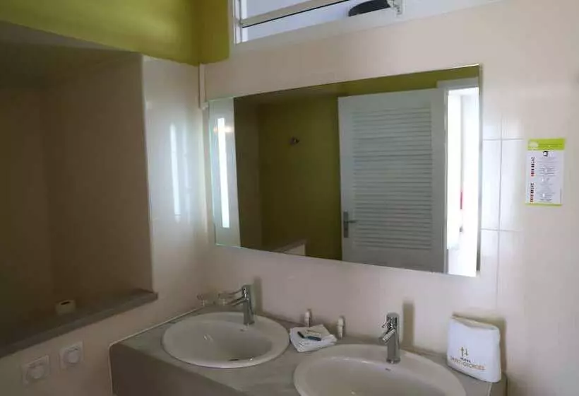 هتل Hôtel Saint Georges