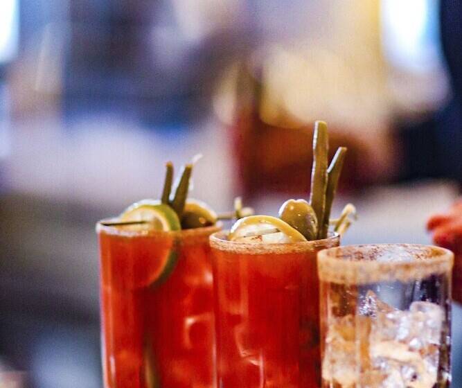 Seaside Hotel North Vancouver