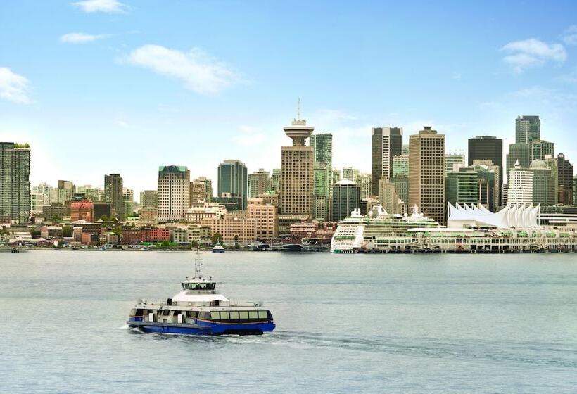 Seaside Hotel North Vancouver