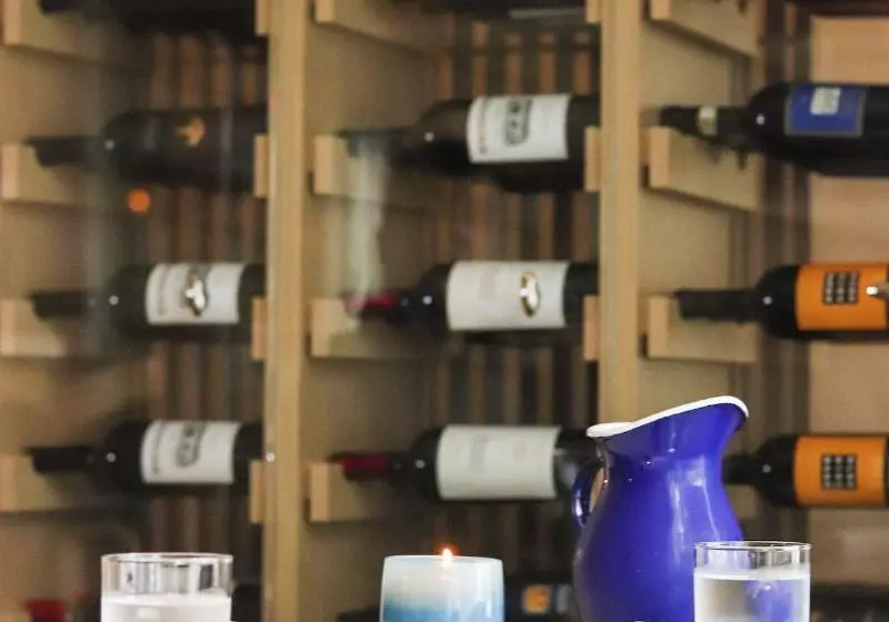 Seaside Hotel North Vancouver