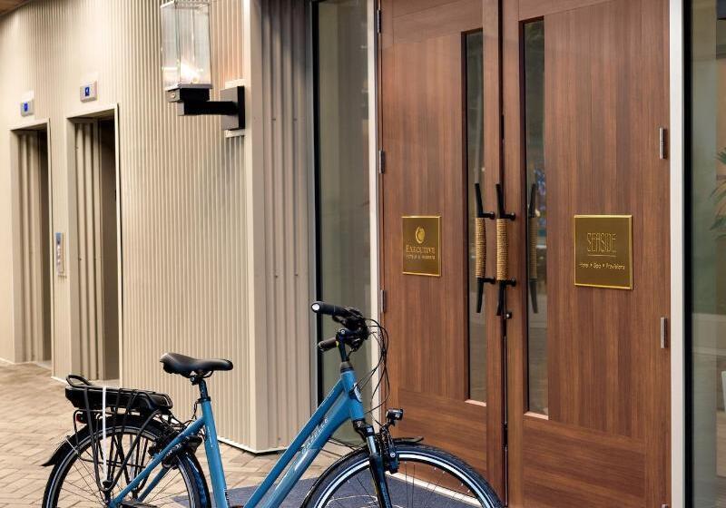 Seaside Hotel North Vancouver