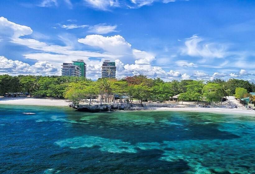 Hotel Tambuli Seaside Resort And Spa