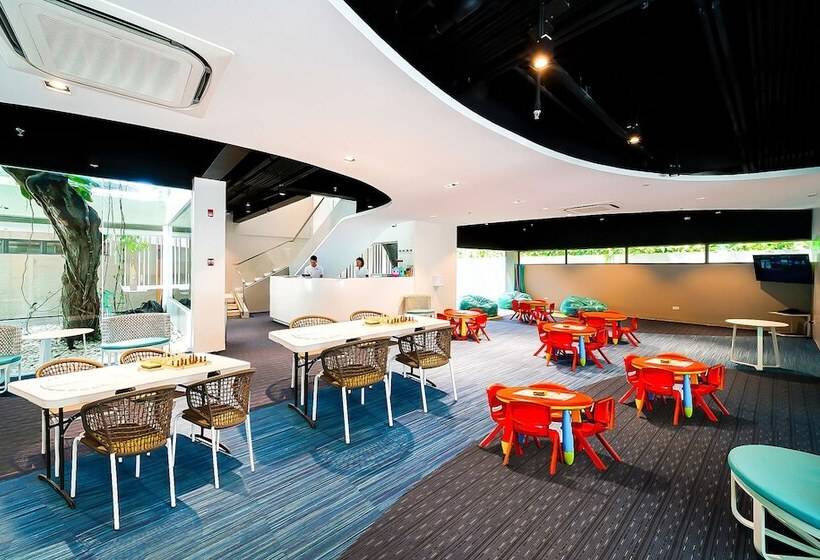 Hotel Tambuli Seaside Resort And Spa