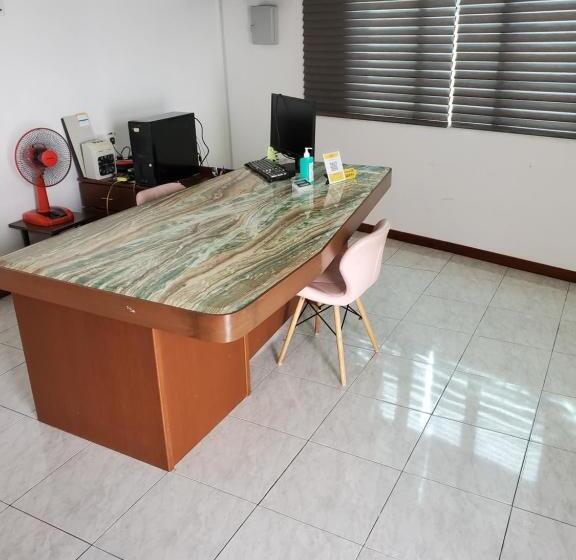 בית מלון כפרי Little Kampung Studio