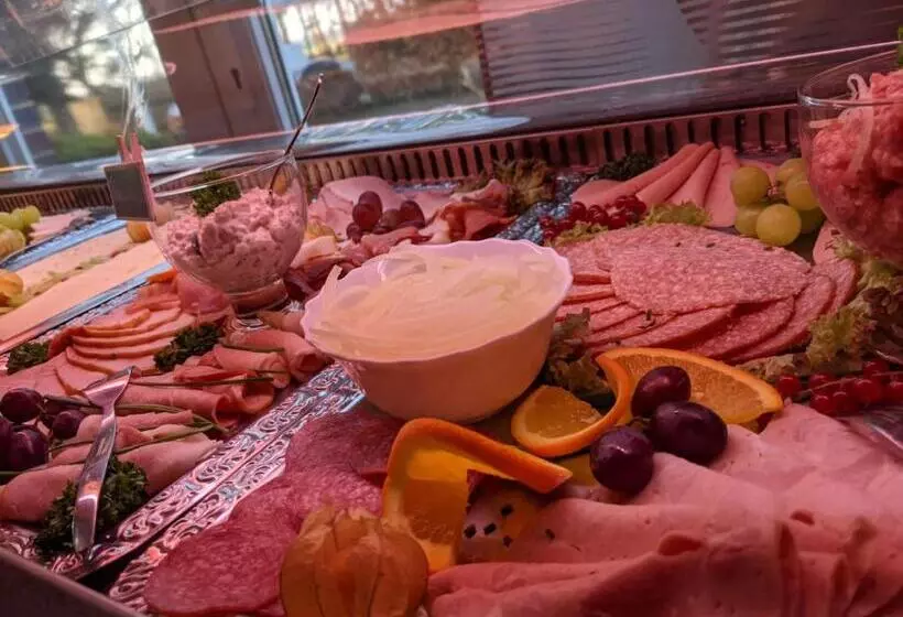 Hotelli Zur Schanze Holtgast Apen