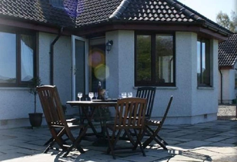 مبيت وإفطار Carndaisy House