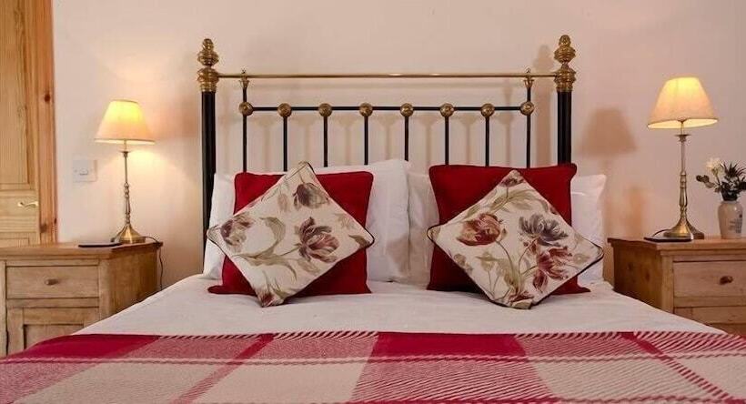 مبيت وإفطار Carndaisy House