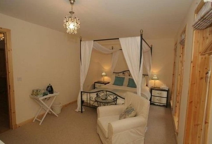 مبيت وإفطار Carndaisy House