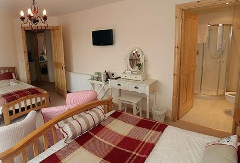 مبيت وإفطار Carndaisy House