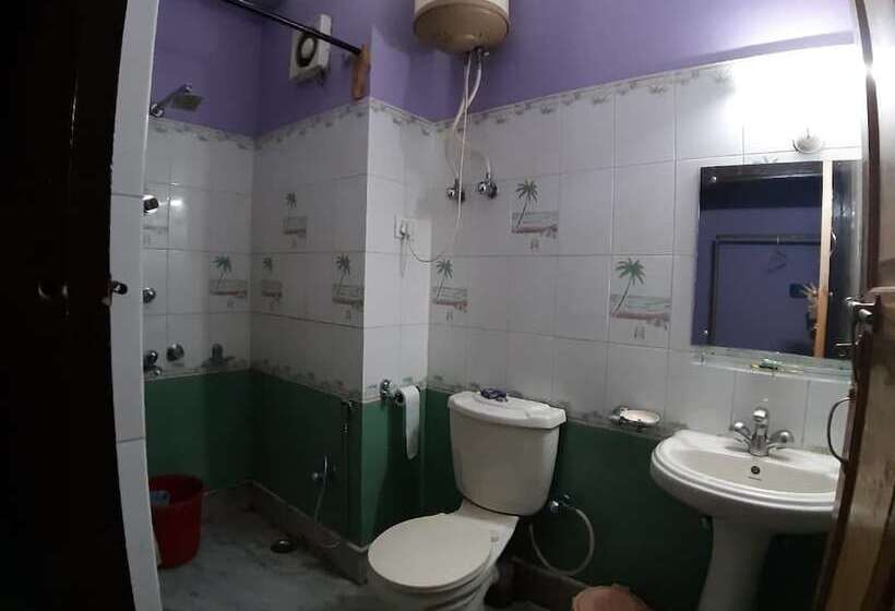 Centennial Hotel 2008