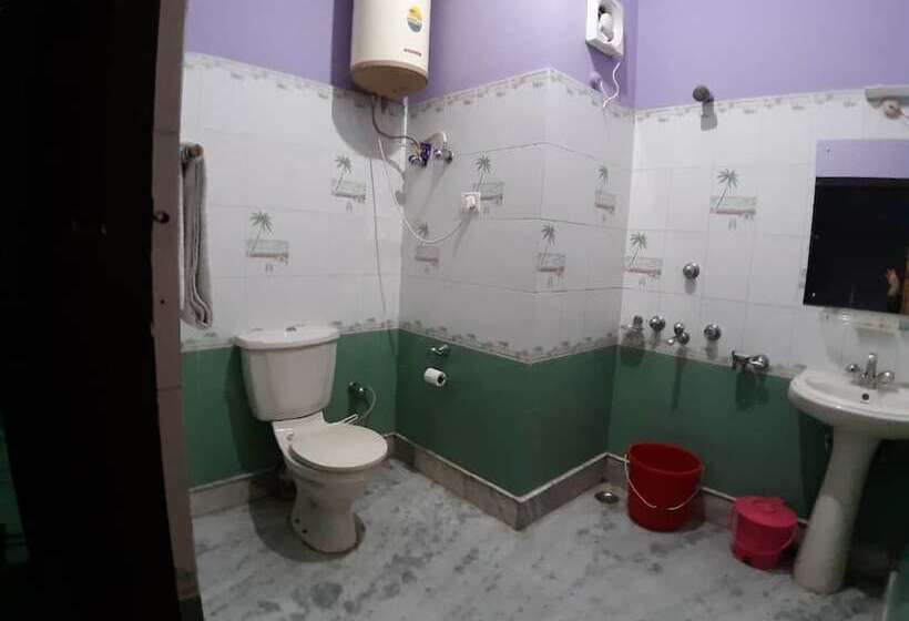 Centennial Hotel 2008