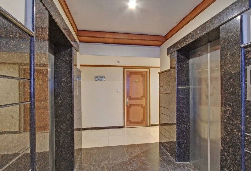 Oyo 8169 Hotel Salem Castle