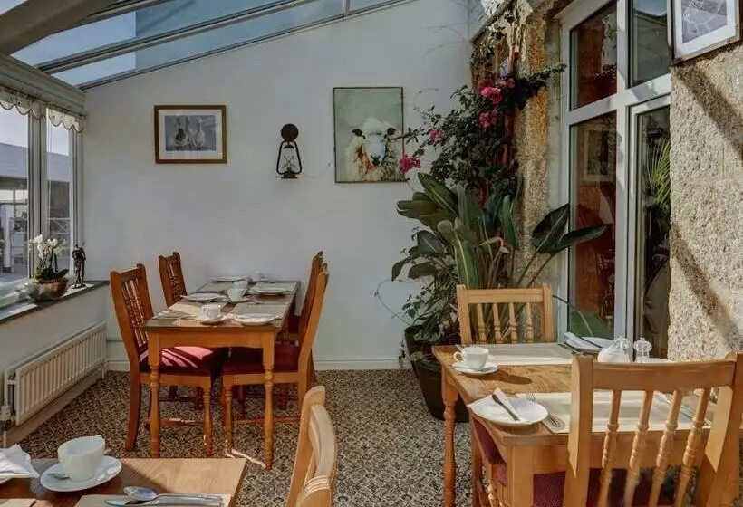 Majatalo Bosavern House