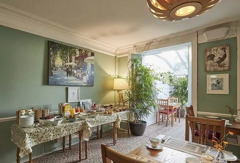 Majatalo Bosavern House