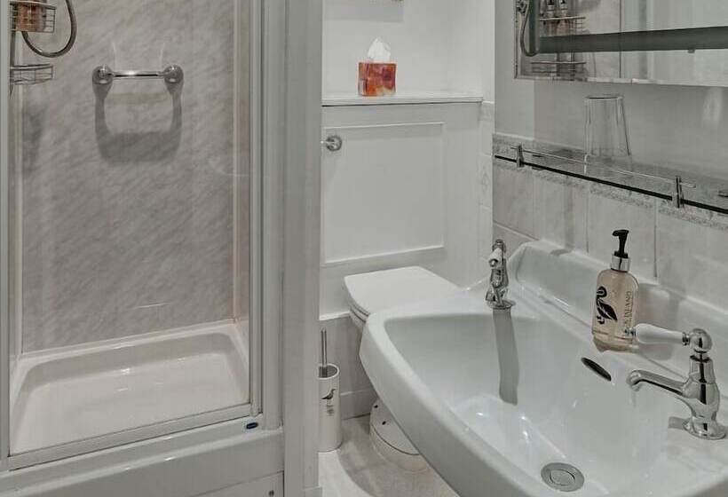 펜션 Bosavern House