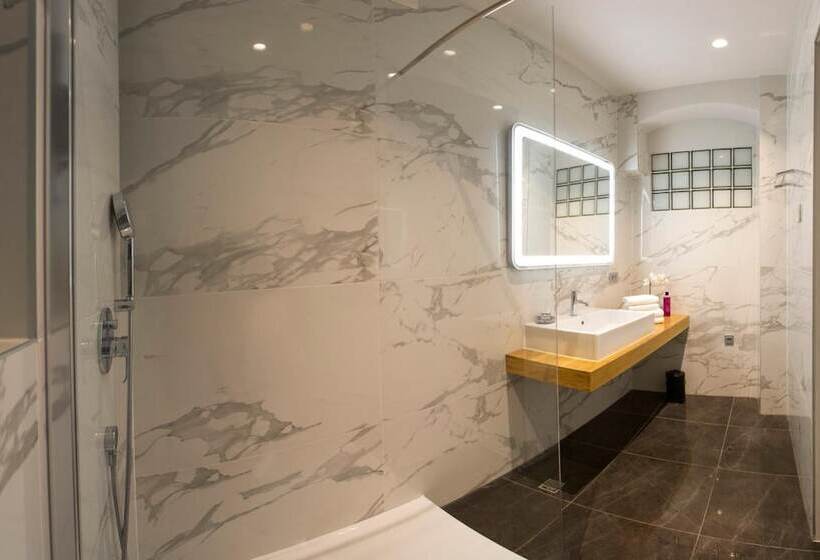 ペンション Luxury Rooms Paula