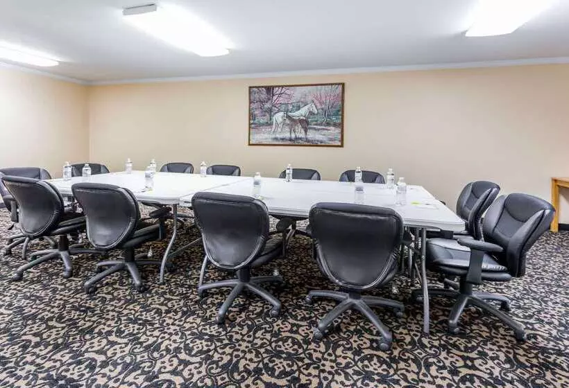 酒店 Days Inn By Wyndham Imlay City