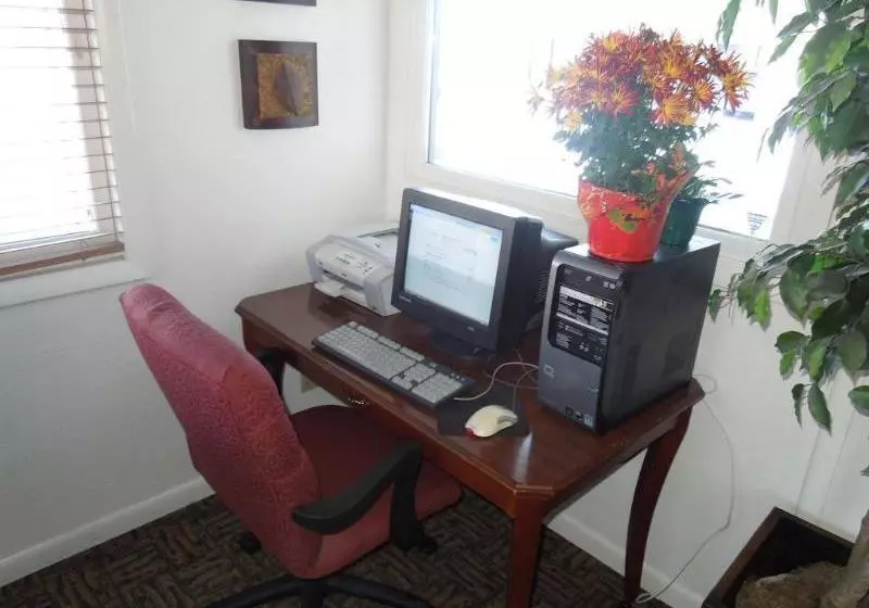 호텔 Days Inn Riverton