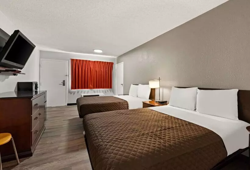 ホテル Rodeway Inn