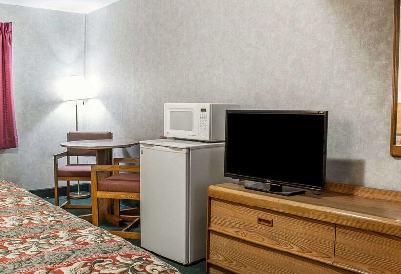 호텔 Rodeway Inn Moosic  Scranton