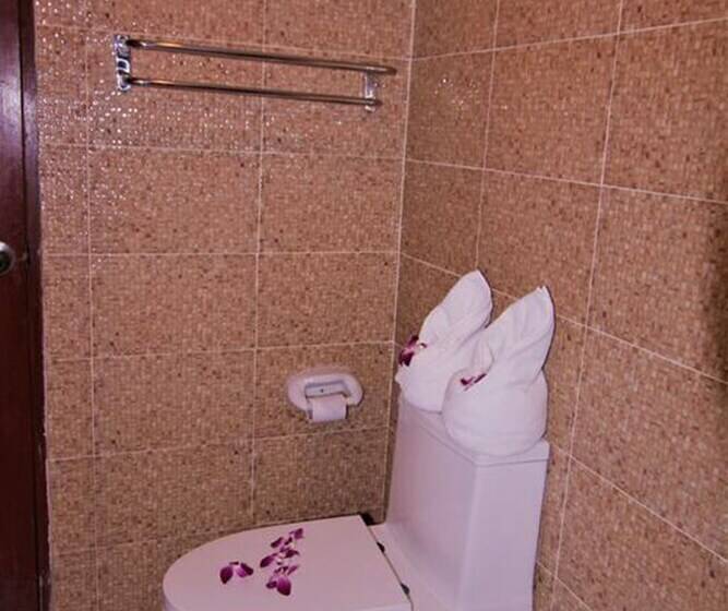 هتل Bangrak Pier Resort