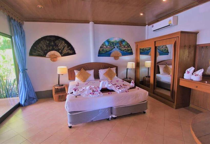 هتل Bangrak Pier Resort