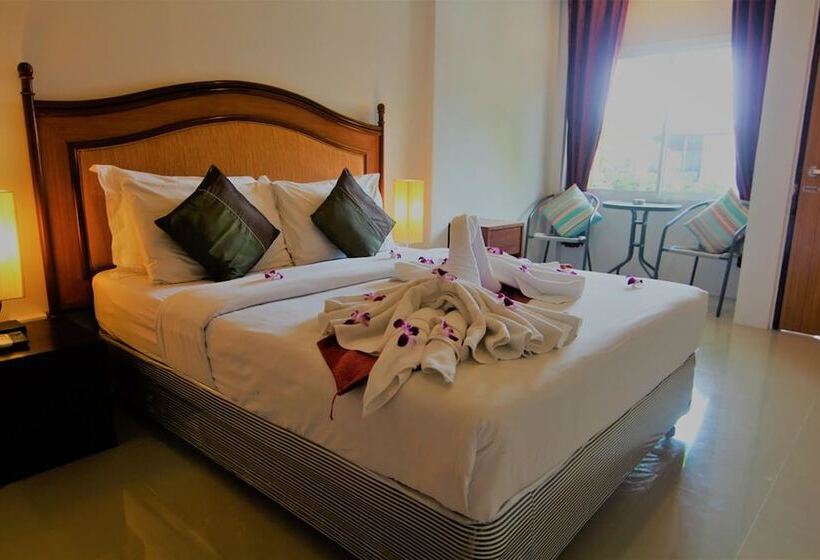 هتل Bangrak Pier Resort