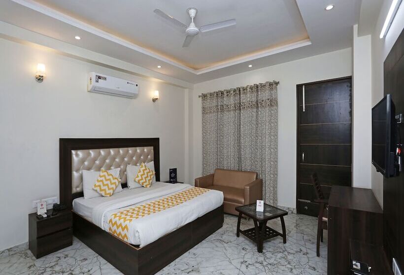 Szálloda Tavishk By Oyo Rooms