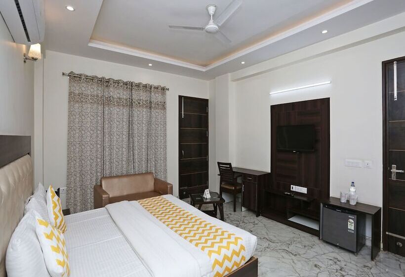 Szálloda Tavishk By Oyo Rooms