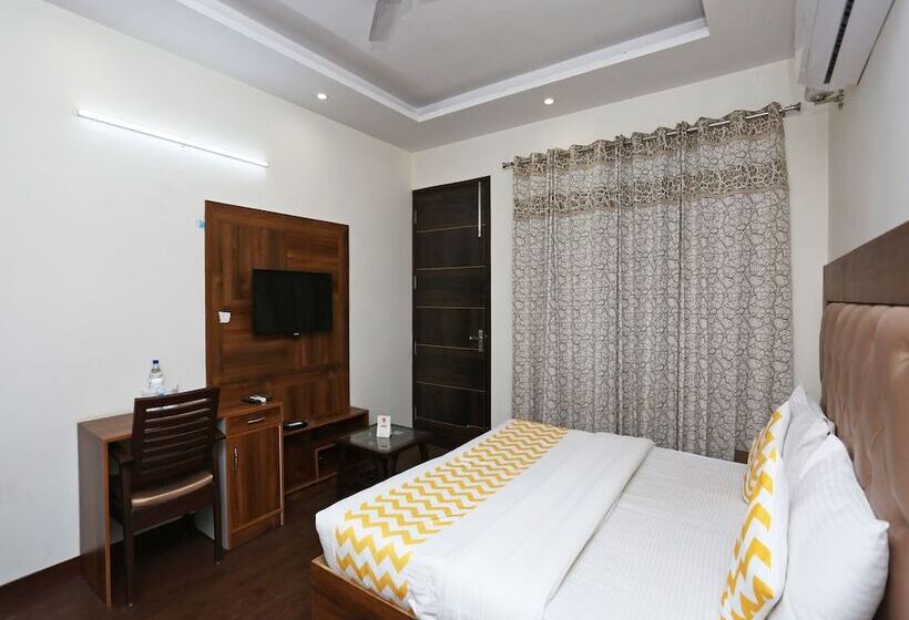 Szálloda Tavishk By Oyo Rooms