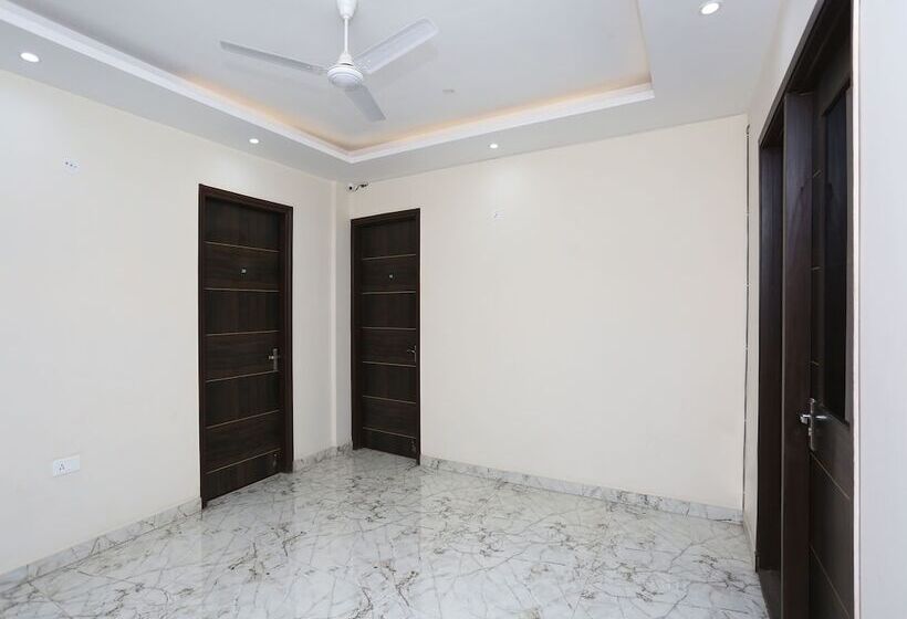 Szálloda Tavishk By Oyo Rooms