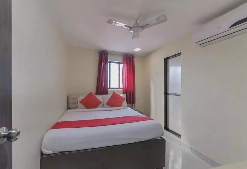 Oyo 5661 Hotel Ak Palace