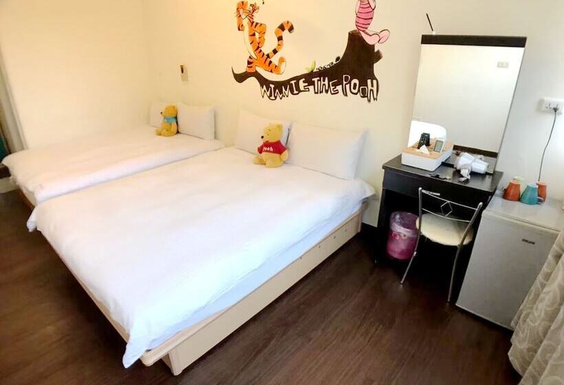 پانسیون Papago Inn