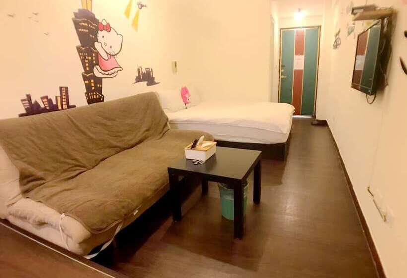 پانسیون Papago Inn