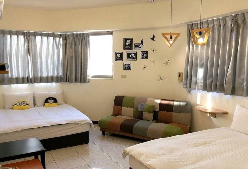 پانسیون Papago Inn