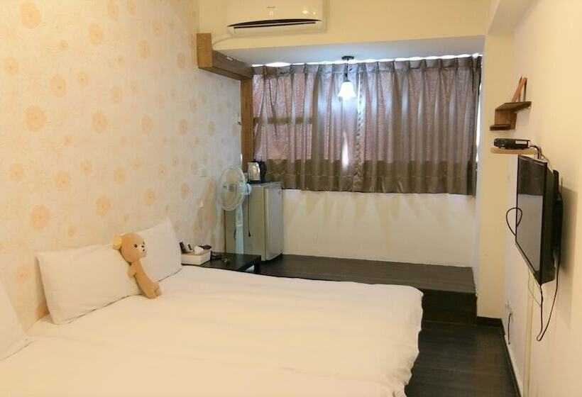 پانسیون Papago Inn