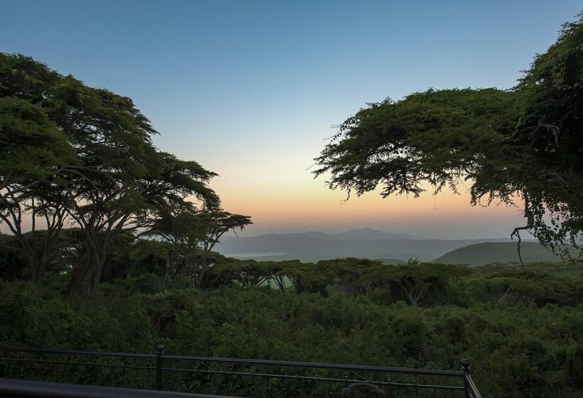 هتل Serengeti Sametu Camp