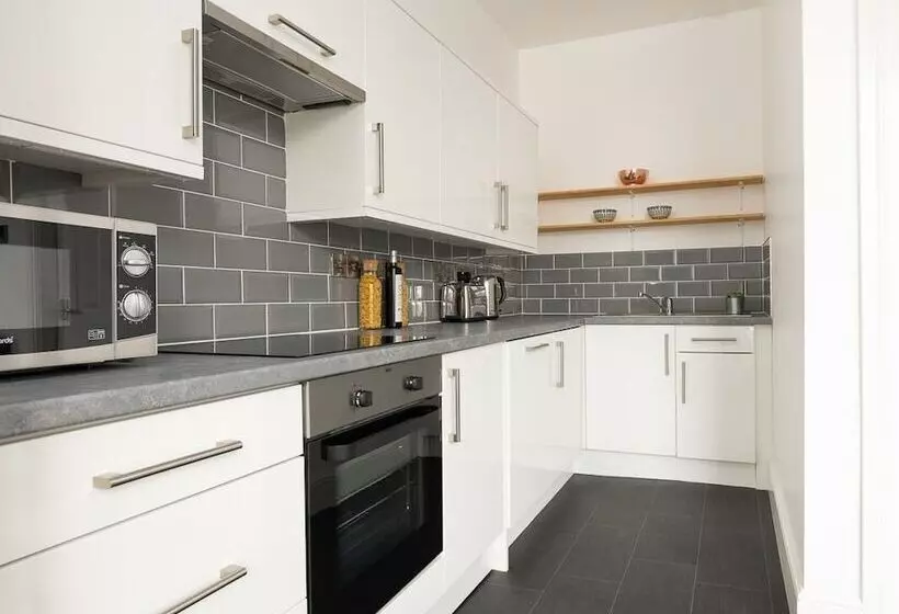 Myuksuites