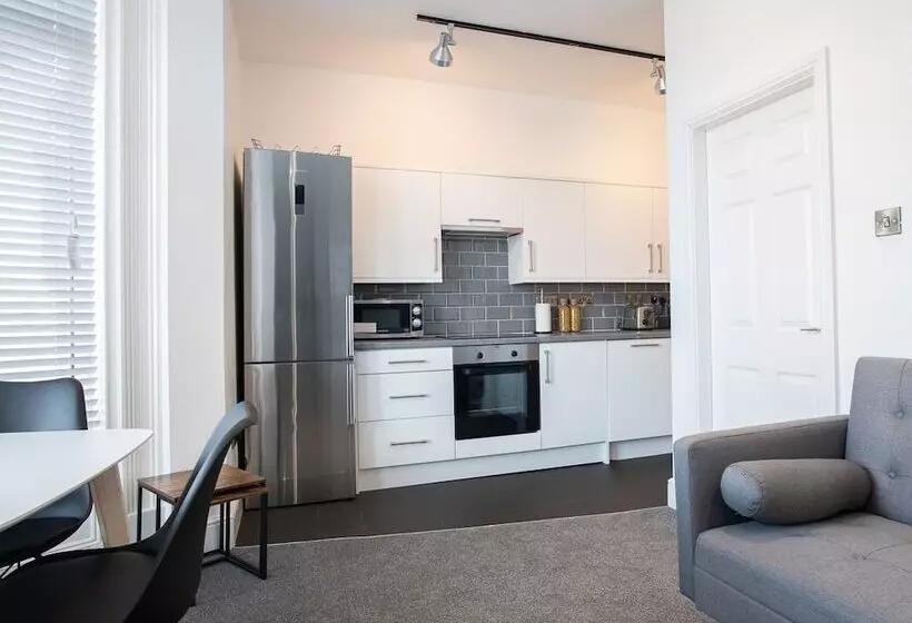 Myuksuites