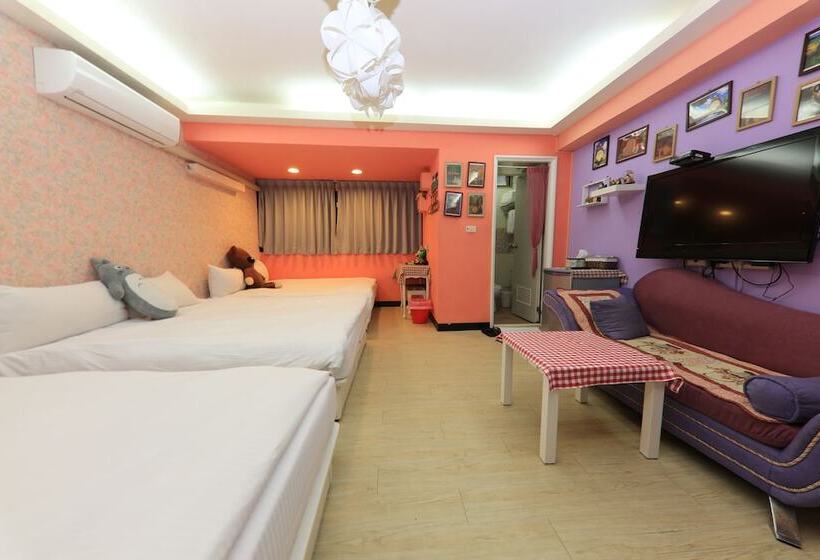 پانسیون Fengchia Bohemia