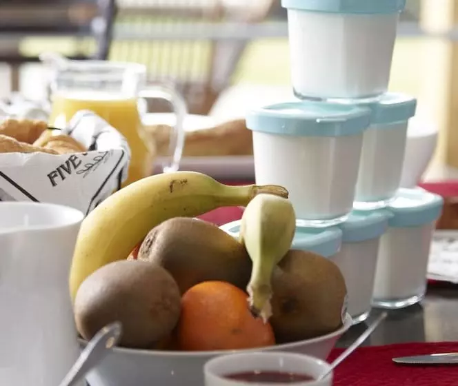 Majatalo La Lisière Du Bétey