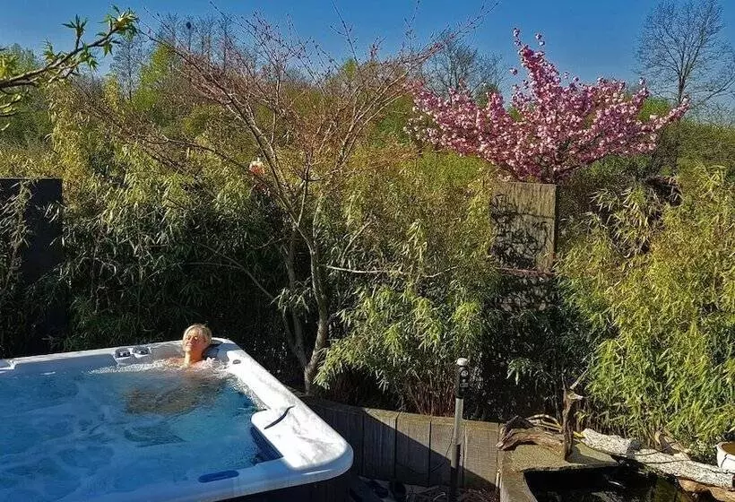 ペンション La Villa Esterel & Spa
