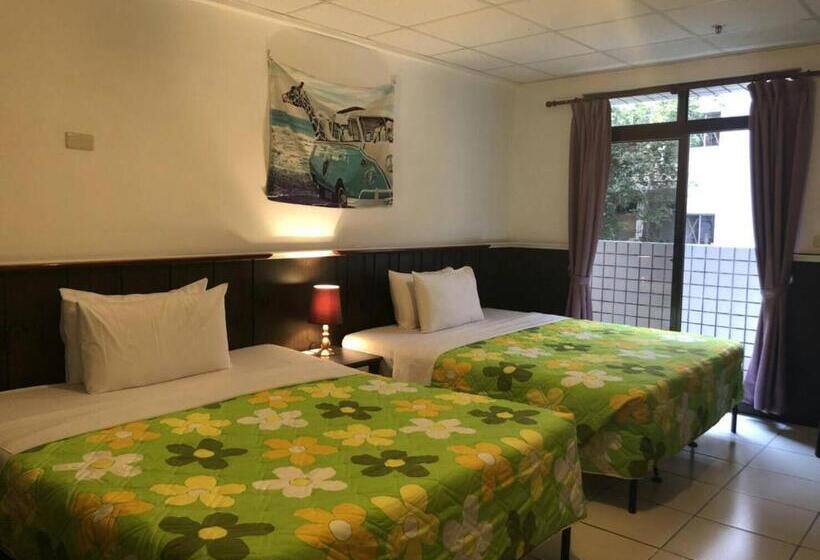 פנסיון Lei Zhiben Hot Spring