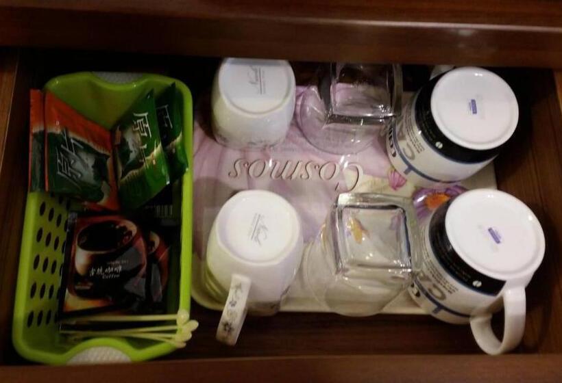 פנסיון Lei Zhiben Hot Spring