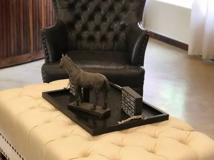 پانسیون Lifesong Lodge