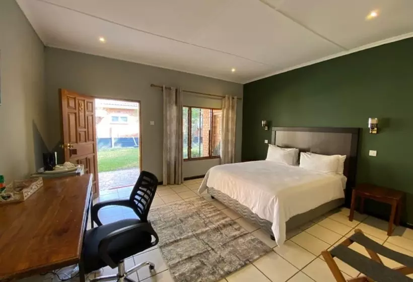 پانسیون Lifesong Lodge