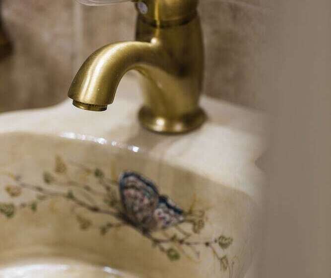 بنسيون Phaedra Suites